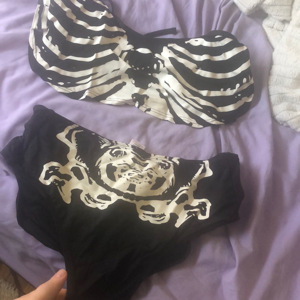 Morgue mistress swim